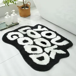 You look good letter carpet, absorbent non-slip, it can be placed in front of floor mirrors, living room, bedside, bathroom anywhere bedroom decor