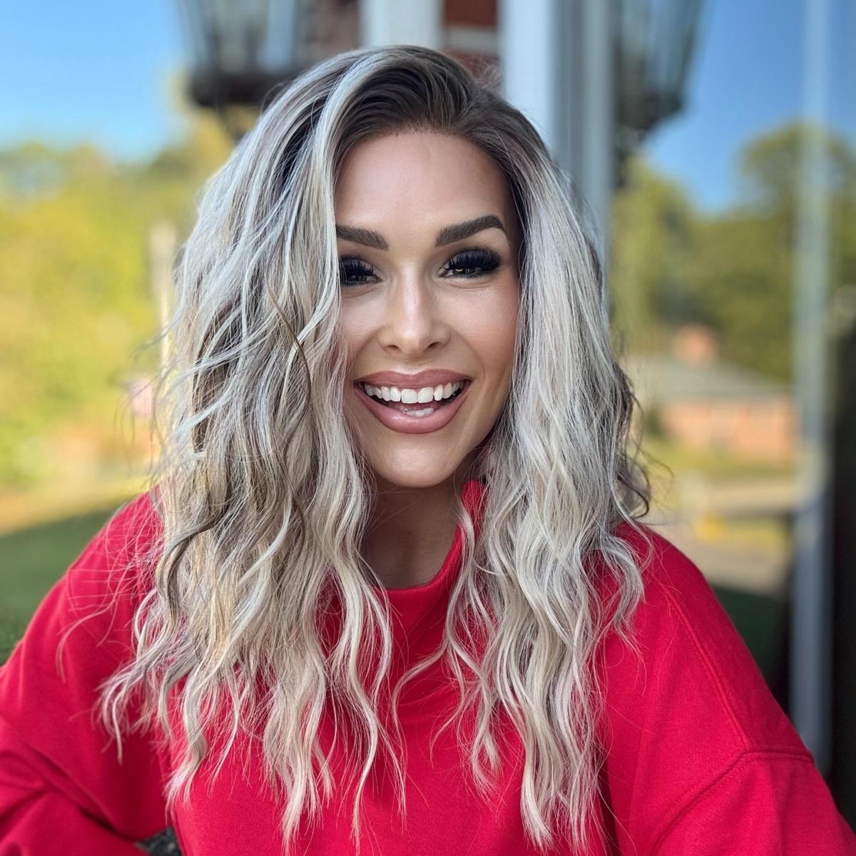 AISOM Mila Ash Blonde Highlights Water Wave 13x4 Free Part Lace Front Wig 16 inch Low Density 120% Heat Friendly Synthetic Lace Wig