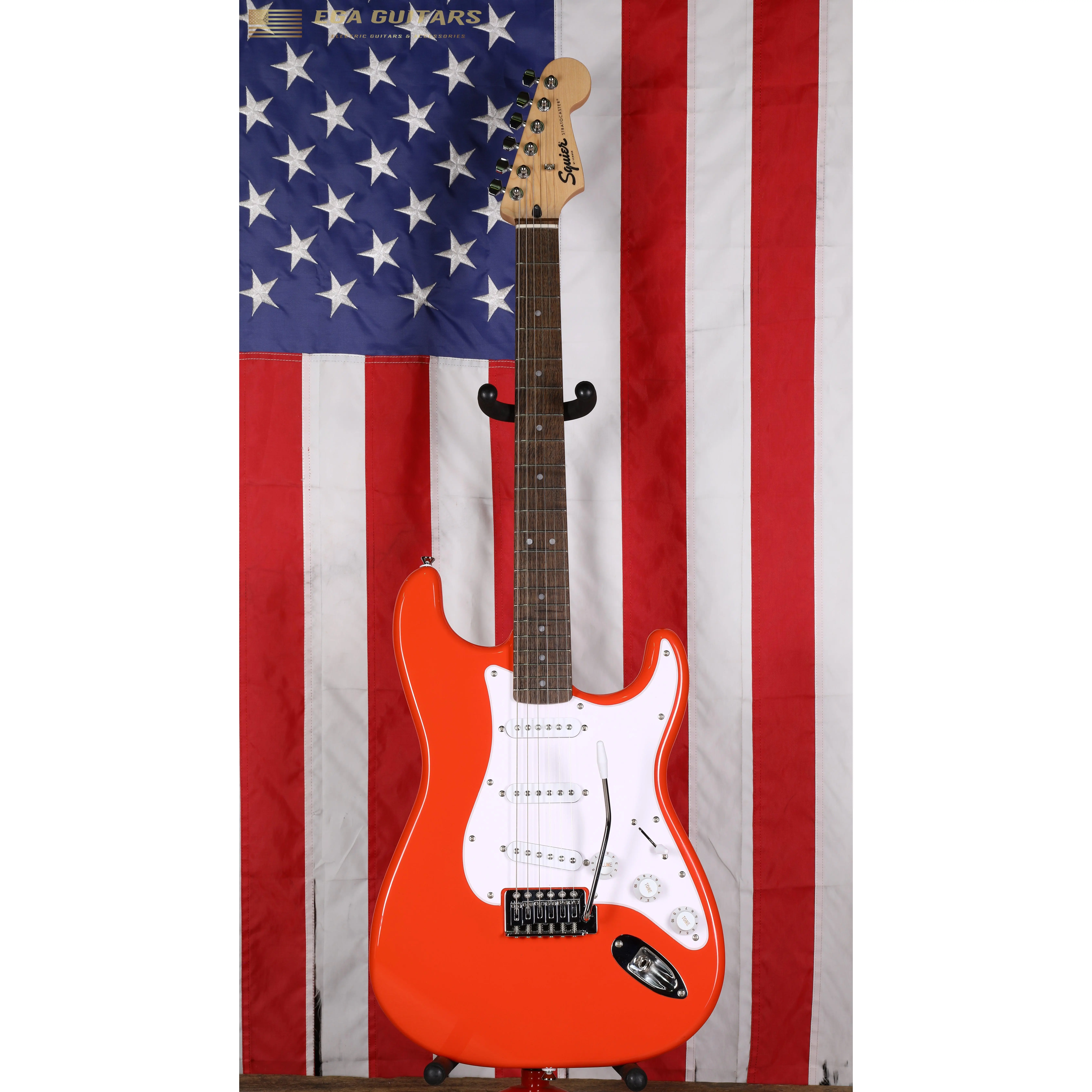 Squier Limited Edition Sonic® Stratocaster® - Fiesta Red