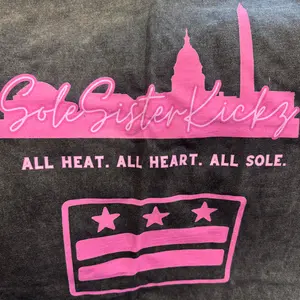 SoleSisterKickz Men's OG Graphic T-Shirt - Streetwear Style Top with All Heat, All Heart, All Sole Vibes