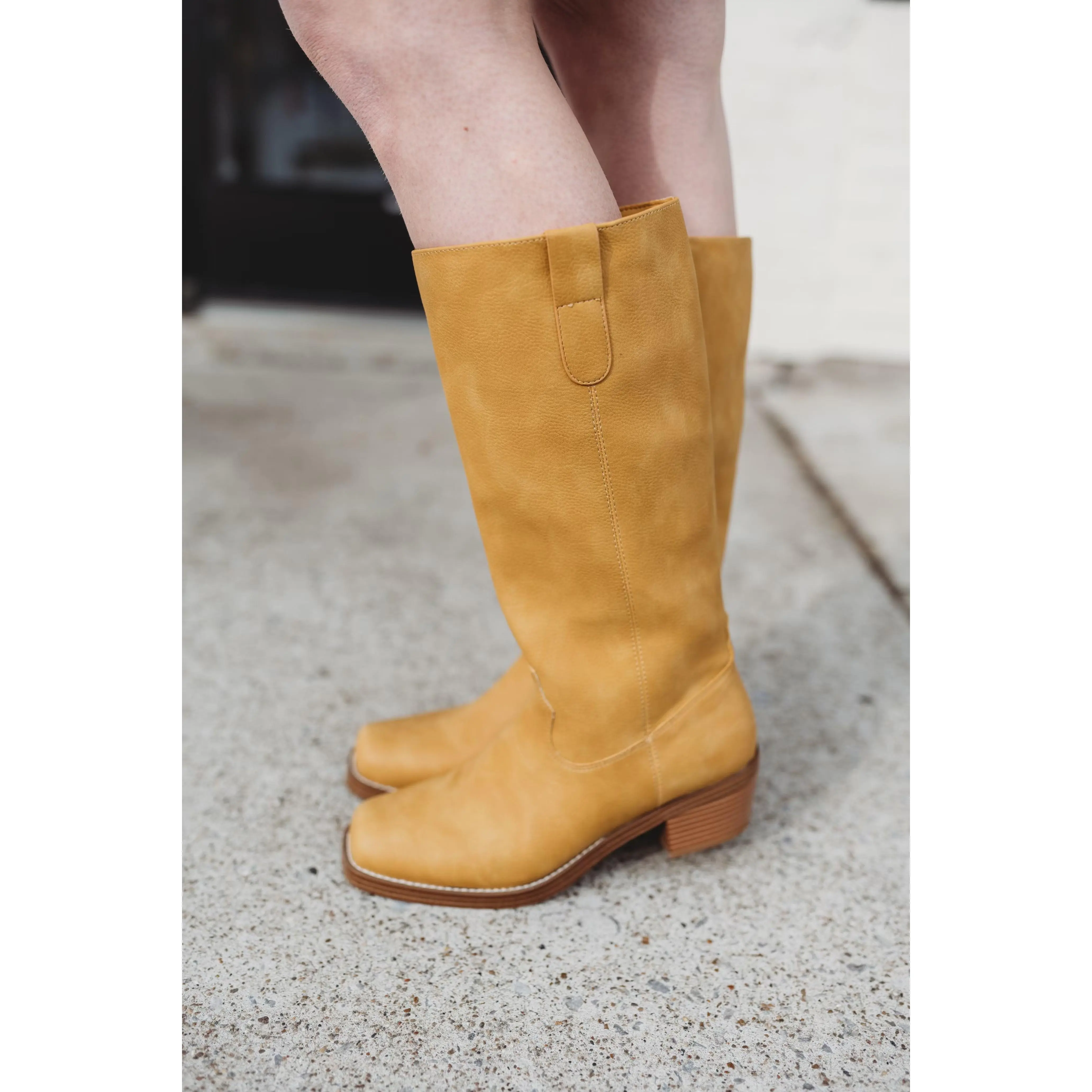 PB Banana Boot