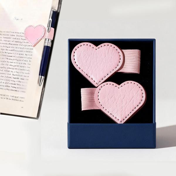 Heart-Shaped Magnetic Leather Bookmarks with Pen Holder Gift Box for Book Lovers Readers Cute Leather Bookmarks for Women Girls 2Pcs