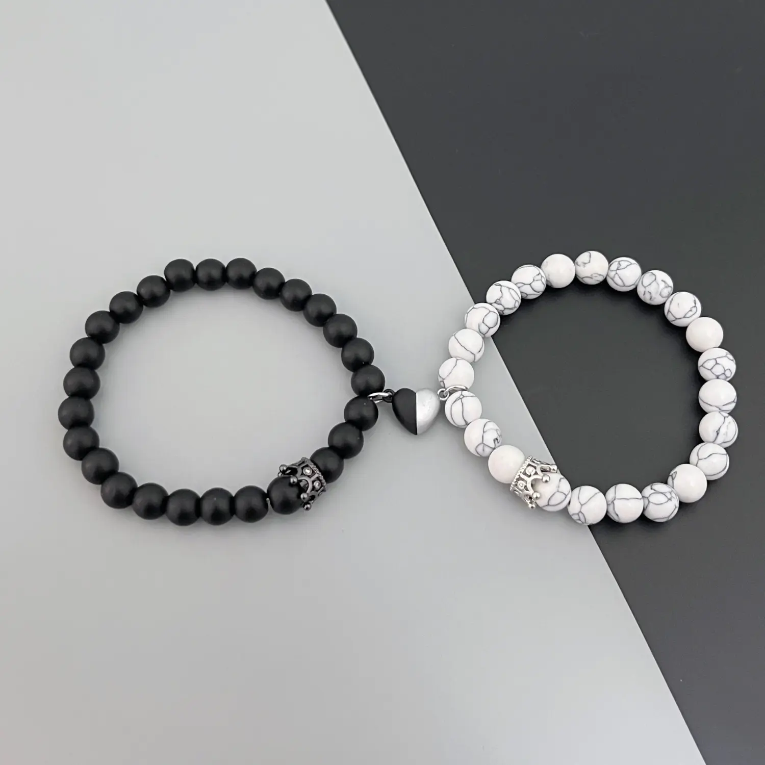 Couples Bracelets King&Queen Crown His and Her Bracelets Heart Matching Bracelets Long Distance Relationship Gifts for Boyfriend and Girlfriend on Anniversary Couples Jewelry for Women Men
