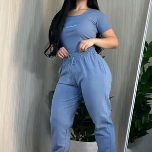 Set body + pantalón jogger