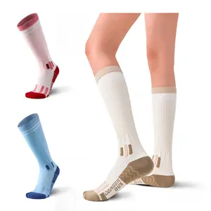 Men’s mid-calf professional sports socks, 3-pair pack, featuring not only professional anti-slip cushioning but also moisture-wicking breathable mesh, plus a towel-like absorbent sole for sports like basketball, running, and soccer.
