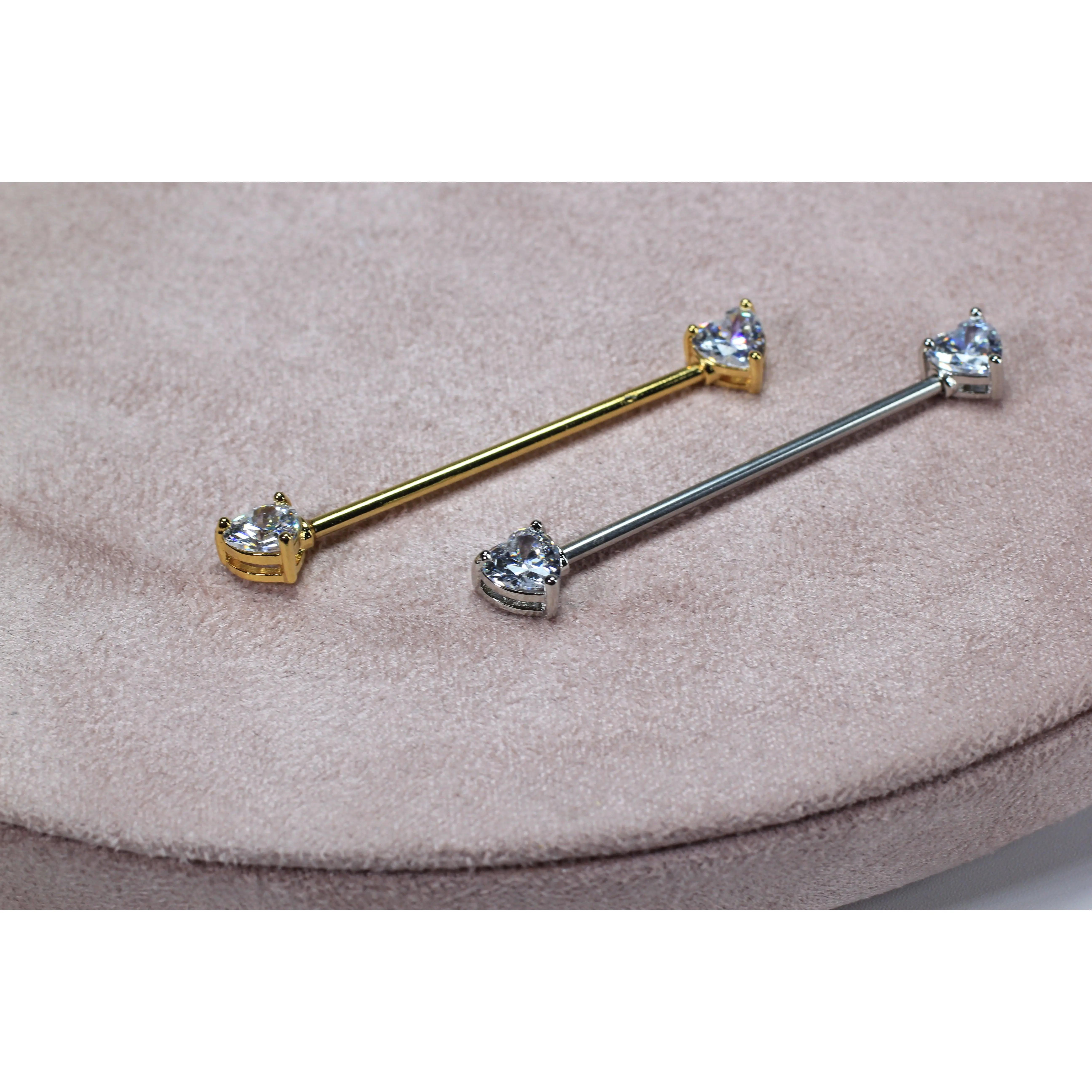 Female 14g (1.6mm) 38mm Heart Design Industrial Barbell - Scaffold Bar for Cartilage Piercings, Fashion Body Piercing Costume Jewelry Accessory, Surgical Steel Piercing Jewelry, Casual, Comfortable, Daily, Everyday, Geometric