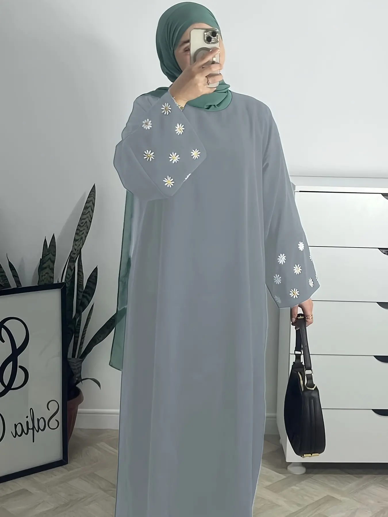 Elegant Muslim Women Dress, Embroidered Daffodil Design, Saudi Arabia Dubai Ramadan Gown, Luxury Turkish Festival Party Robe, Modest Islamic Clothing