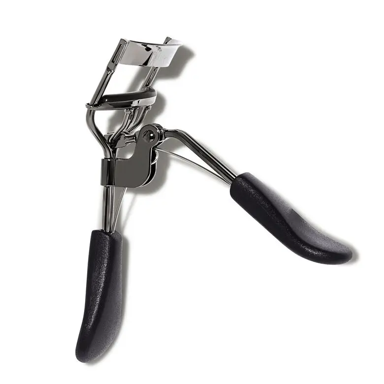 e.l.f. Pro Eyelash Curler - Long-Lasting Curl, Ergonomic Design, Extra Replacement Pad, $6