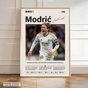 Luka Modric Poster, Modric Real Madrid, Framed Real Madrid Print, Football Midfield Decor, Soccer Legend Artwork, Modric Wall Art, Print