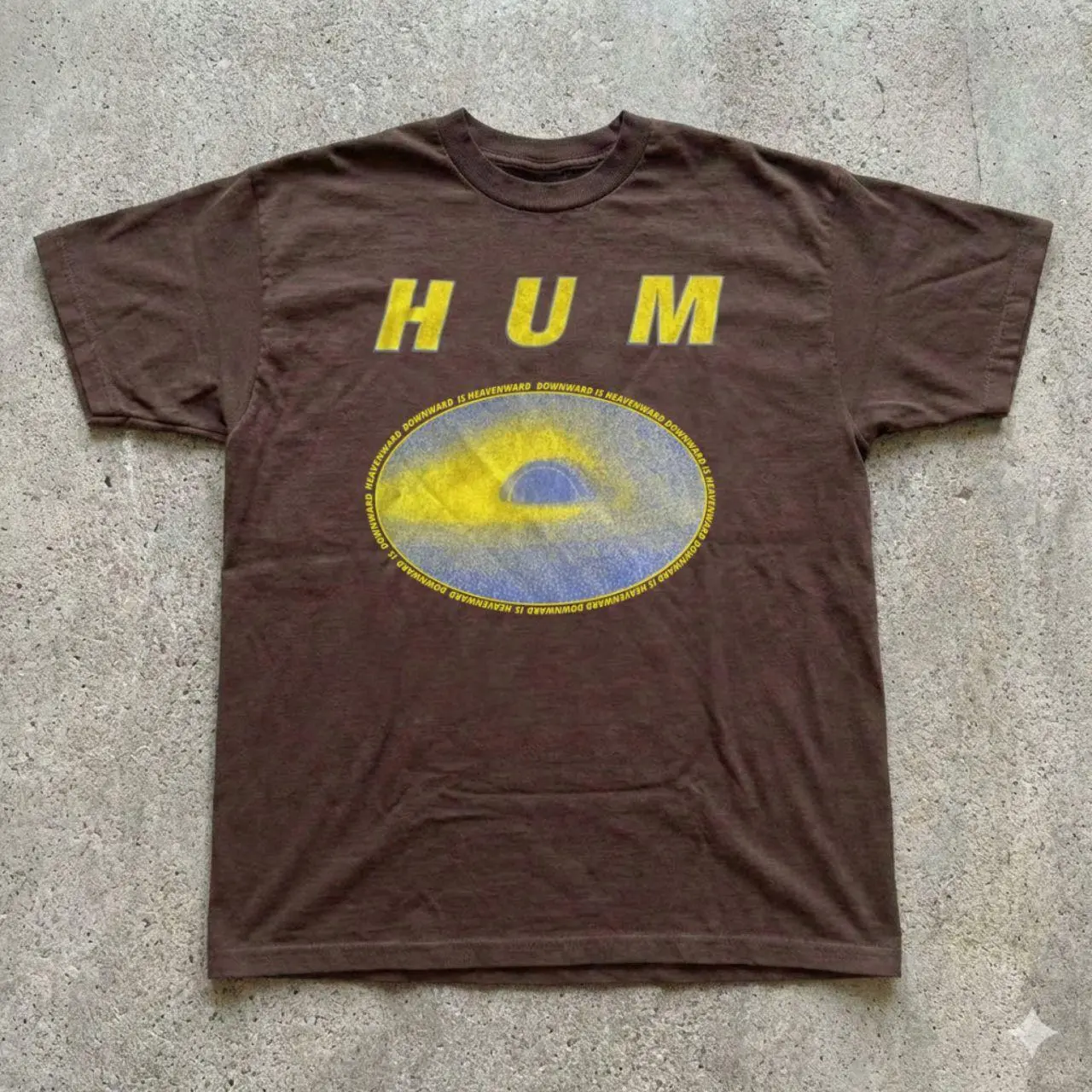 Gildan Men's T-shirt, HUM Psychedelic Graphic Tee, Gifts Shirt, Unisex Vintage Graphic Tees Gothic Grunge Y2k Emo Scene Amity Affliction Style Clothes Men Women Streetwear