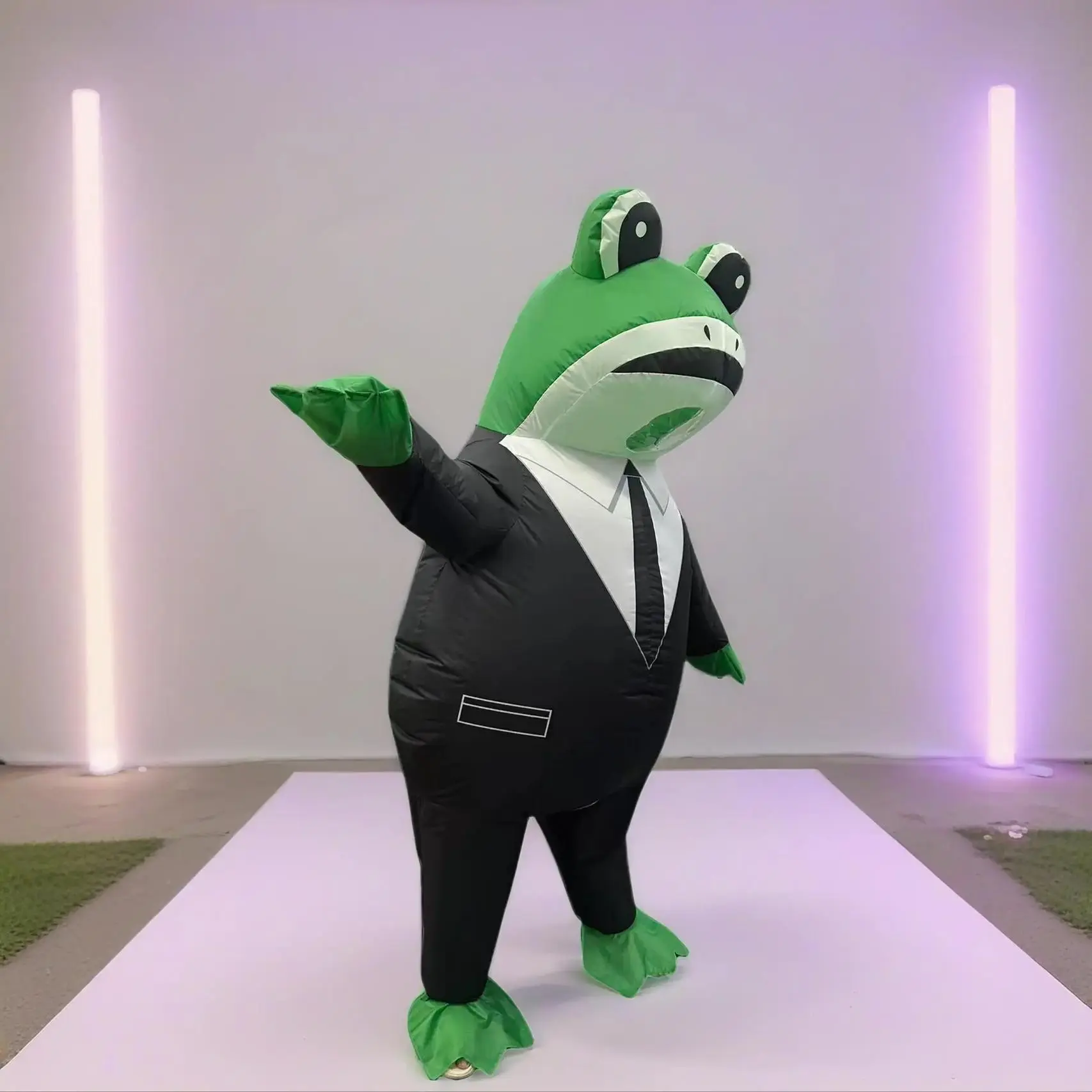 Adult Inflatable Frog Costume Suit, Unisex Party Jumpsuit, Wedding Party Prop, Perfect for Men and Women, Fun and Comfortable