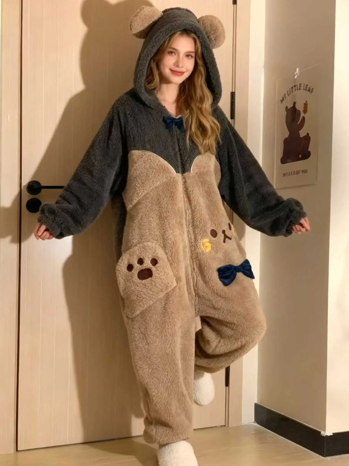 Women's Cute Cartoon Bear Hooded Jumpsuit Pajamas, Fitted Long Sleeve Winter Role Play Sleepwear, Christmas Party Casual Pjs, Homewear, Cozy Wear