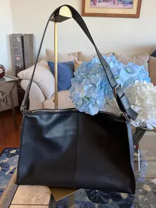 Pre-owned AllSaints Leather Shoulder Bags All Saints Black Pebbled Shoulder Bag Sophisticated and Stunning