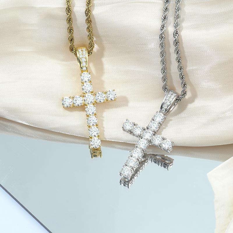 Delzzad 5.6ct Unisex Classic Cross Pendant Necklace Synthetic Moissanite Necklace S925 Chain Perfect for Any Occasion & Everyday Wear Birthday Anniversary Christmas Gifts