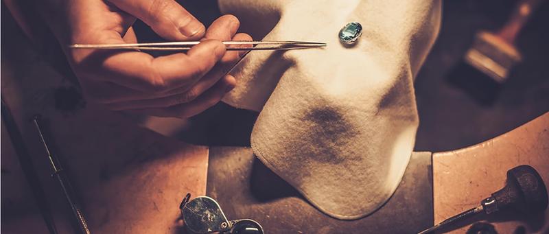 TEWIKY Trendy A-Z Letter Choker Pendant - Dainty Layered Satellite Initial Necklace Set for Women Cute Gift thali necklace TEWIKY Trendy A-Z Letter Choker Pendant - Dainty Layered Satellite Initial Necklace Set for Women Cute Gift thali necklace