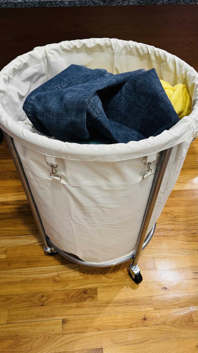 Item: Cream , 190L (50.2 Gal)