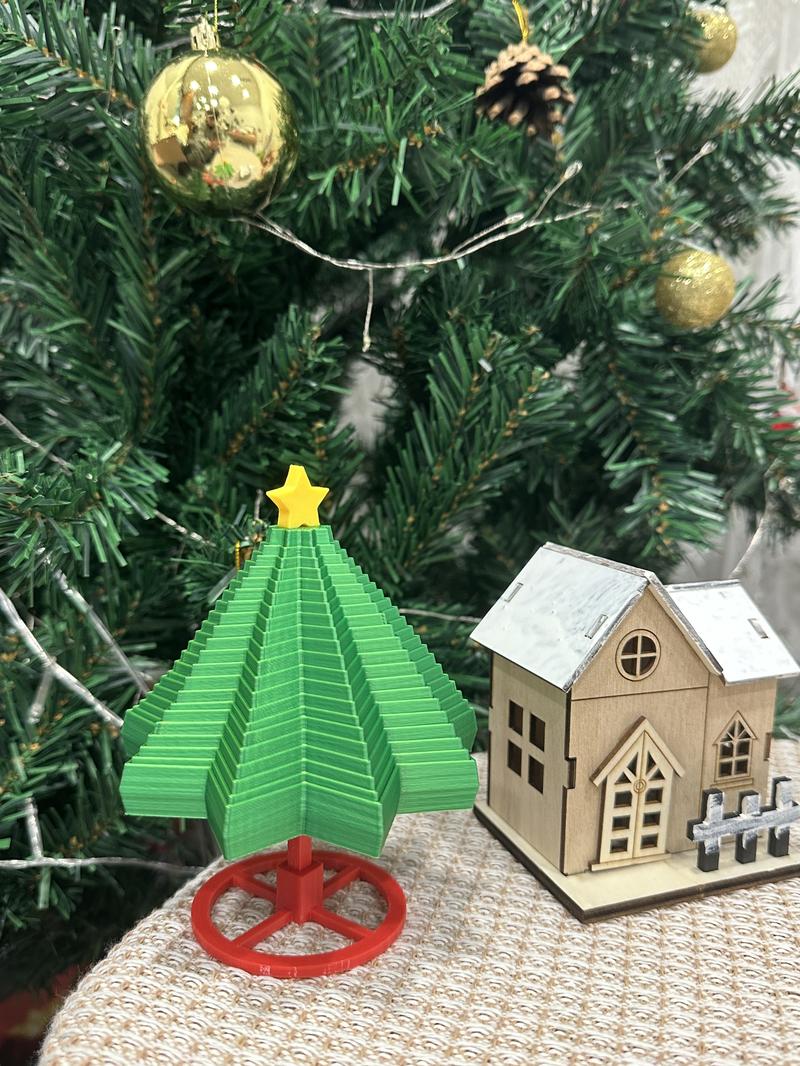 FUDUOO 3D Printed Sensory Stress Relief Star, New Stress-Relieving Sensory Toy With Christmas Tree Design And Base Stand. It Can Be Used For Decoration And Makes Perfect Gift For Children And Family.
