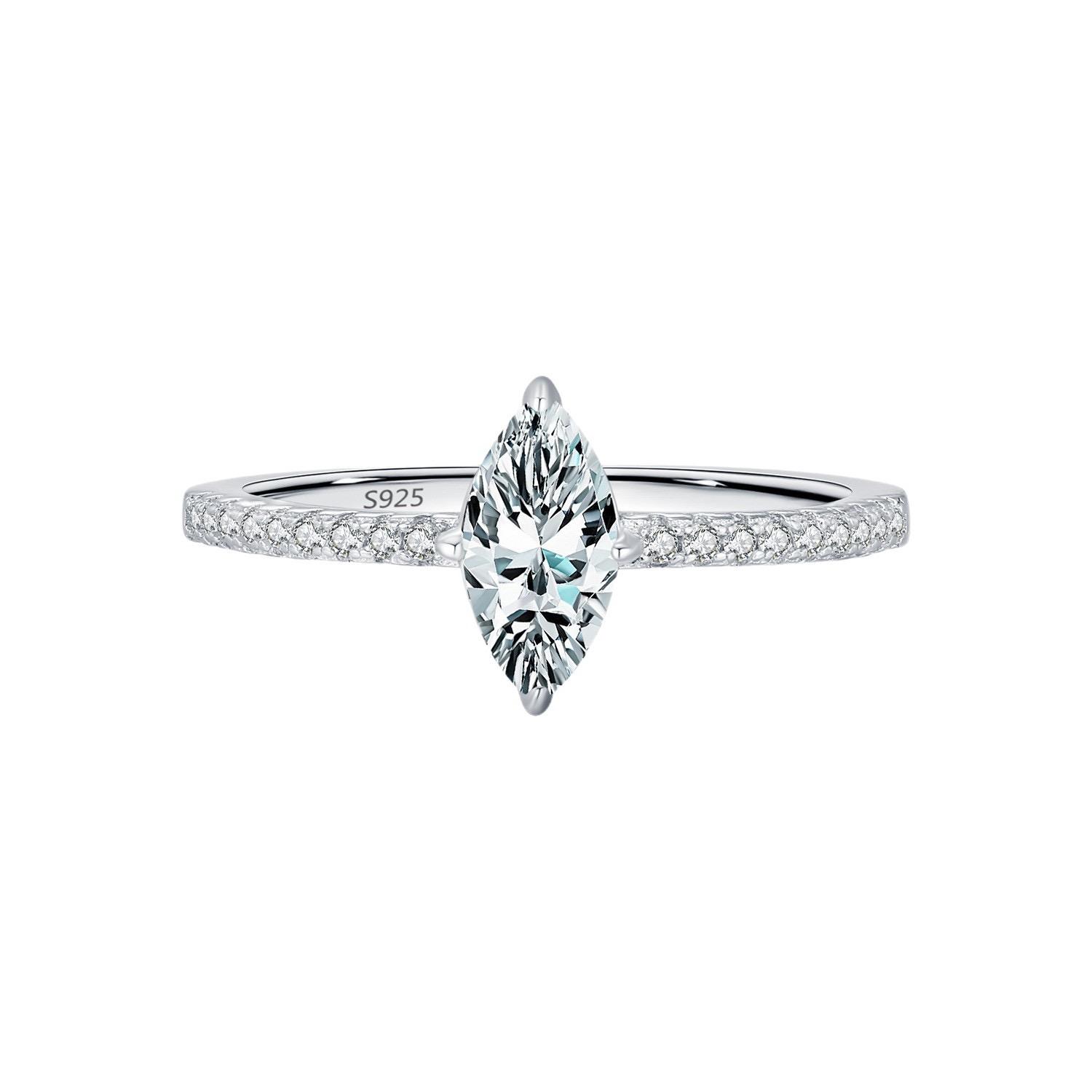 Drinsper Simple Marquise Ring - S925 0.5ct DVVS Colour Synthetic Moissanite Sterling Silver Engagement Ring for Women Girls Elegant Classic Style Suitable for Daily Wearing Birthday Anniversary Jewelry Gift for Her