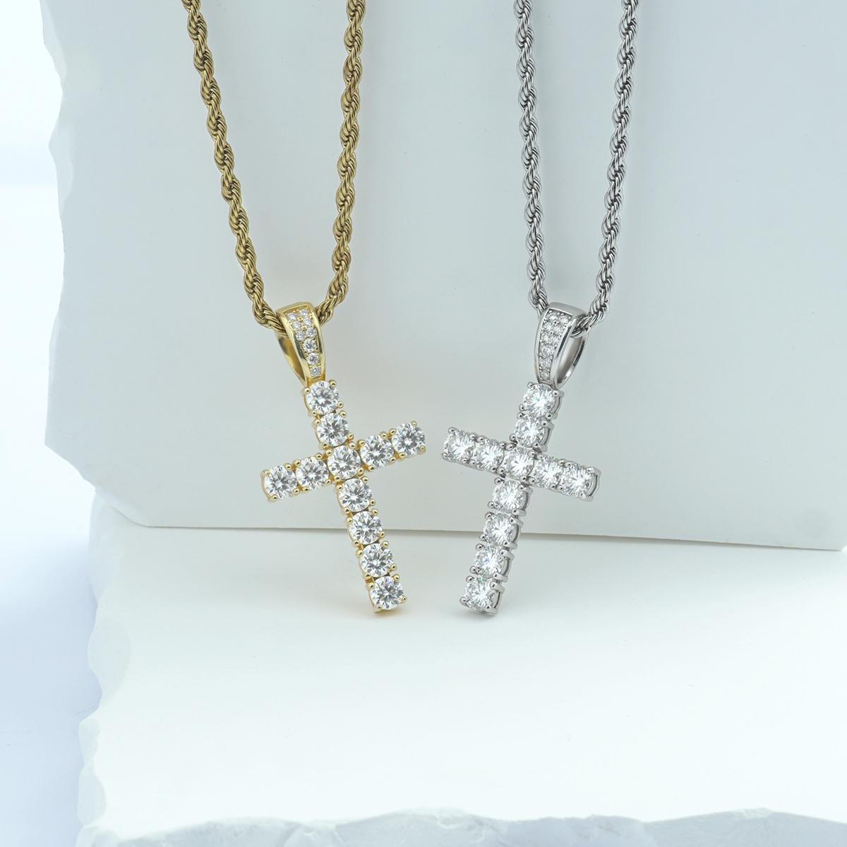 Delzzad 5.6ct Unisex Classic Cross Pendant Necklace Synthetic Moissanite Necklace S925 Chain Perfect for Any Occasion & Everyday Wear Birthday Anniversary Christmas Gifts
