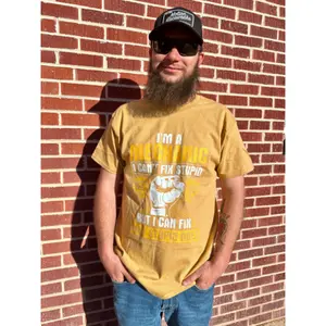 Men’s Classic Graphic T-Shirt – “I'm A Mechanic” Old Gold