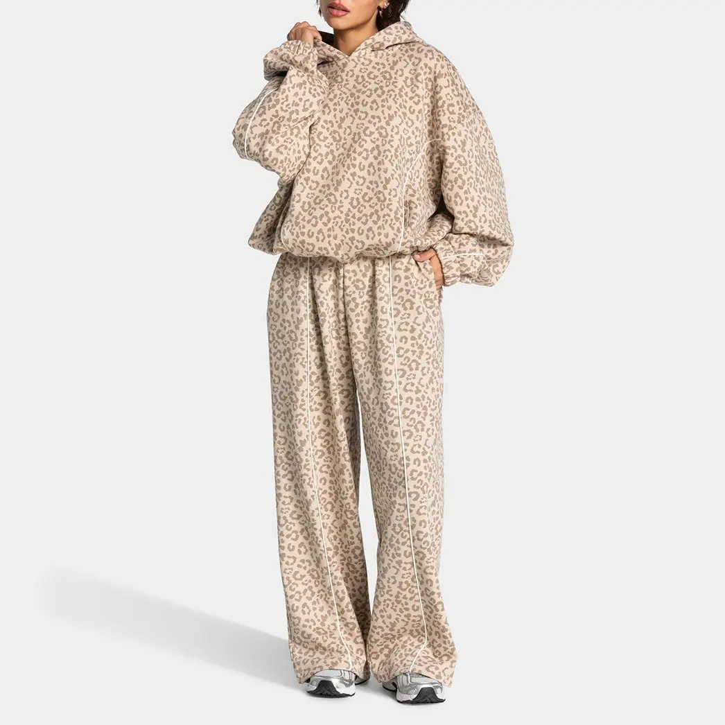 Arssm Women’s Leopard Print 2 Piece Lounge Set – Oversized Hoodie & Wide Leg Sweatpants, Athletic Matching Tracksuit for Yoga, Travel, Running & Casual Fall Outfits