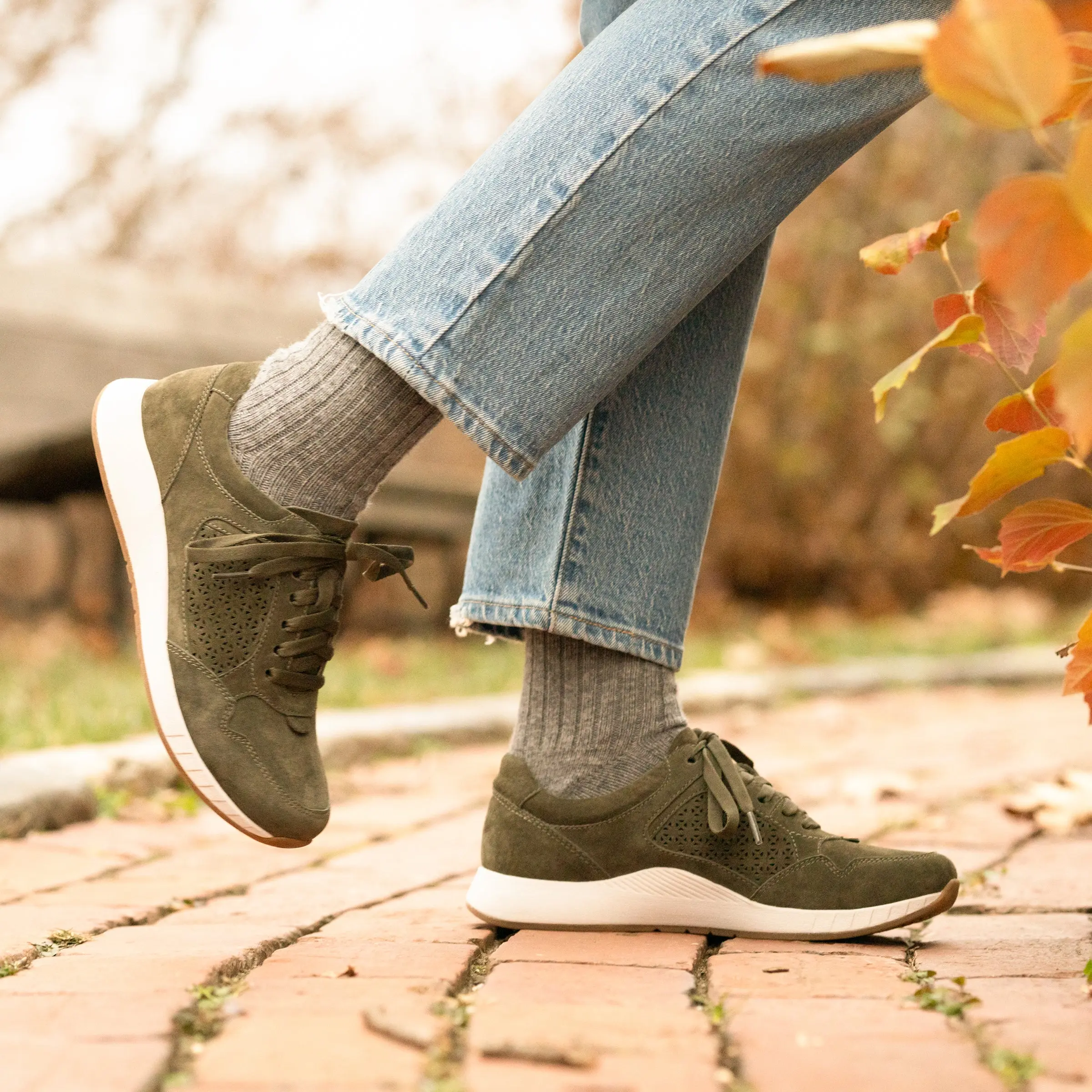 Catie Olive Suede
