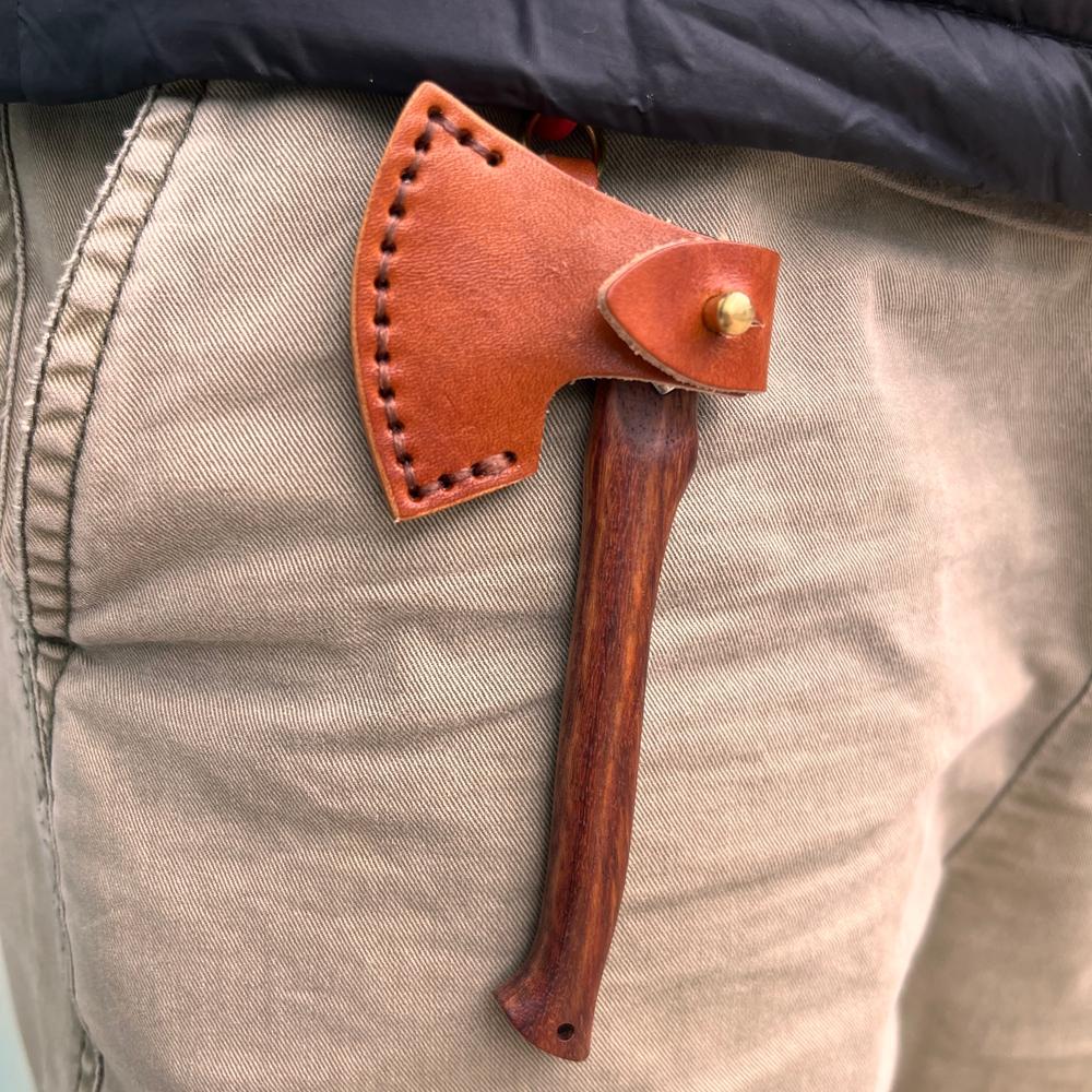 Mini axe with leather sheath, suitable for waist and neck hanging, multifunctional EDC tool for unboxing and opening letters