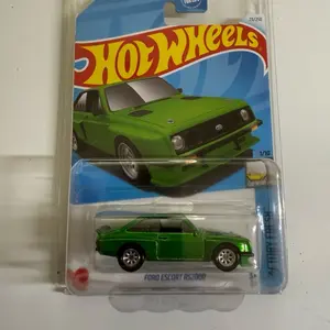 Hot Wheels – Ford Escort RS2000 | Factory Sealed (Card Protector Included)