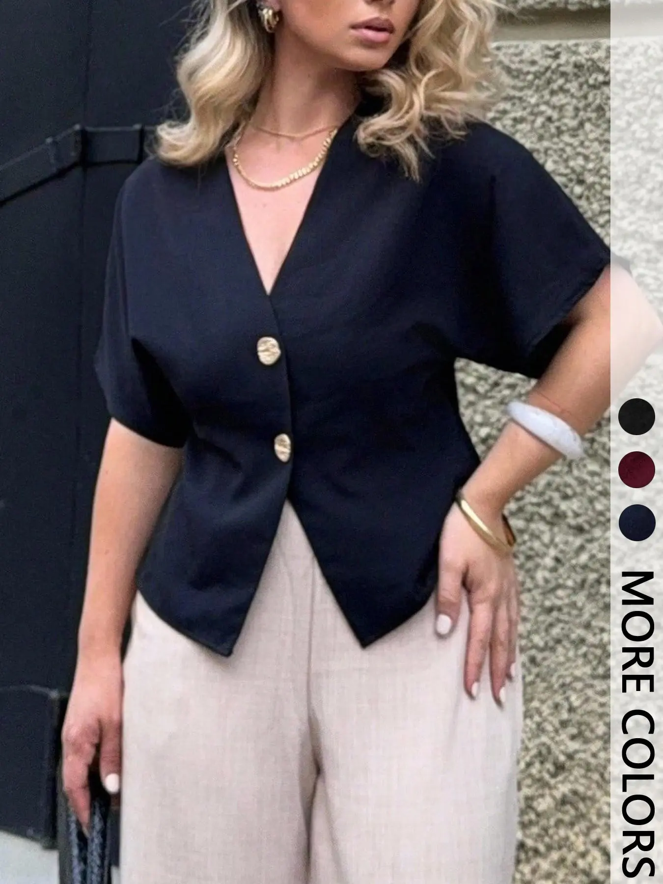 Women's Solid Color Basic Minimalist V-Neck Blouse (1pc), Short Sleeve & Gold Button Detail, Perfect for Office, Street Outings, Photo Shoots & Weekend Events, Womenswear, Casual Loose-Fit Top