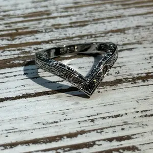 Carved Floral Spiral V Shaped Ring