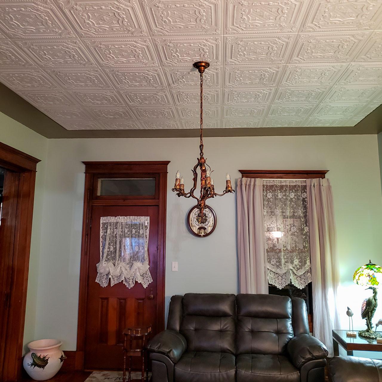 A La Maison Ceilings Bijou and Bee Bee 20 in x 20 in Decorative Styrofoam Glue-up Ceiling Tiles - #R126 - (Pack of 8) / 21.6 sqft