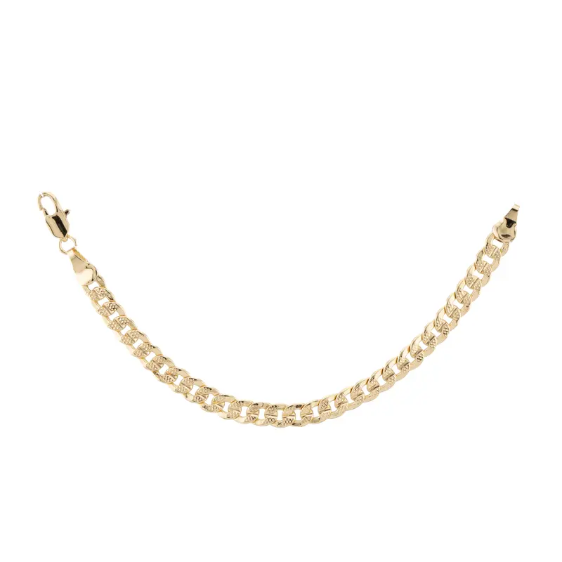 Beautiful 6-inch Cuban-style Bracelet for Babies in Gold Plating Classic Cuban Link Premium Gold Plating Safe Clasp Perfect for Little Wrists