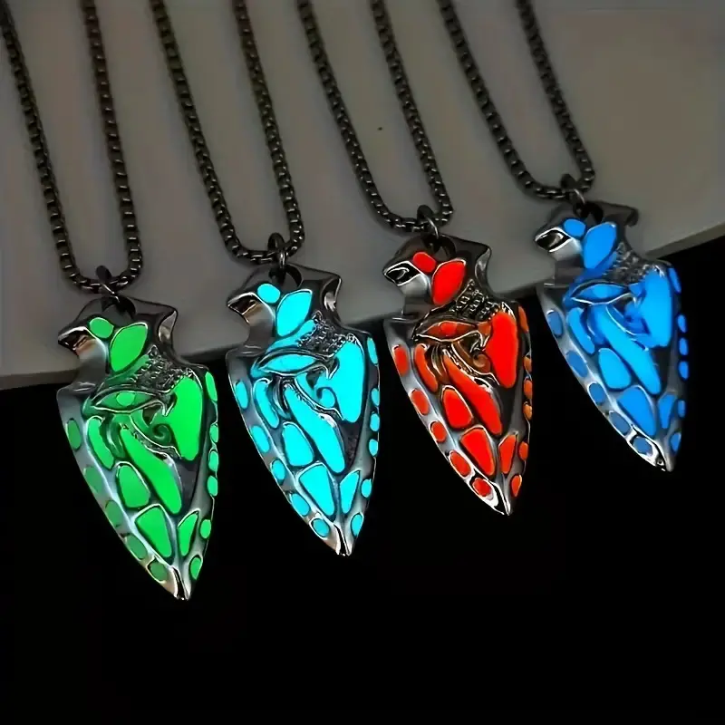 5Pcs Viking Shield Pendant Necklace Set - Vintage Nordic Feng Shui Home Decor, Halloween Cosplay Costume Accessories for Gifting