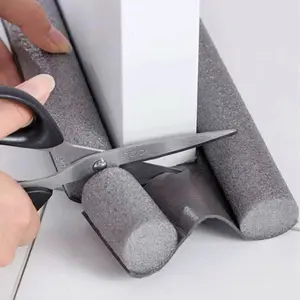 Multifunctional Door Gap Windproof Strip - Door gap windproof and soundproof strip, suitable for indoor and outdoor doors. Adjustable bottom door windproof strip, effectively blocks insects, improves home comfort, easy installation.