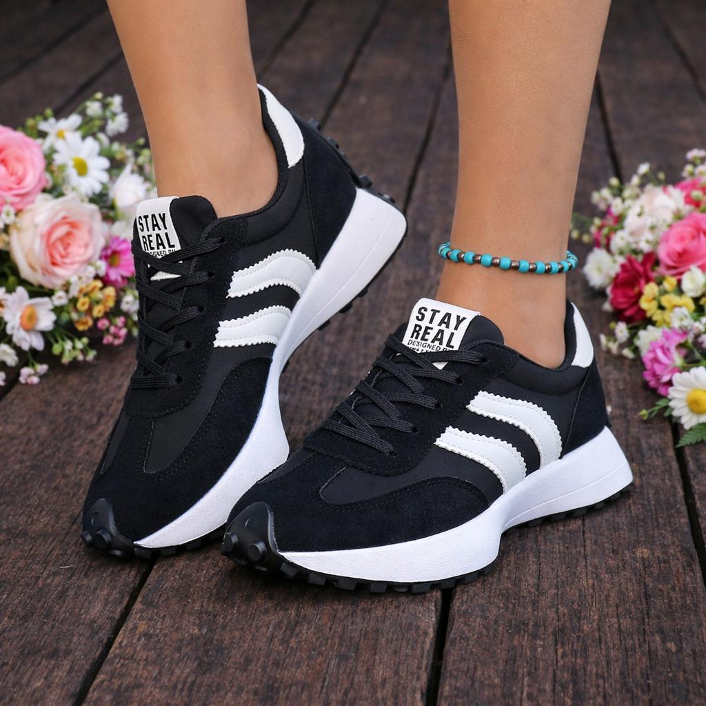 Women's Retro Color-Block Low-Top Sneakers - Breathable Fabric Upper, PU Cushioned Midsole & Wear-Resistant TPR Outsole - Lightweight and Comfortable for All Seasons - Modern Stylish Casual Shoes with Simple Design and Secure Lace-Up Closure.