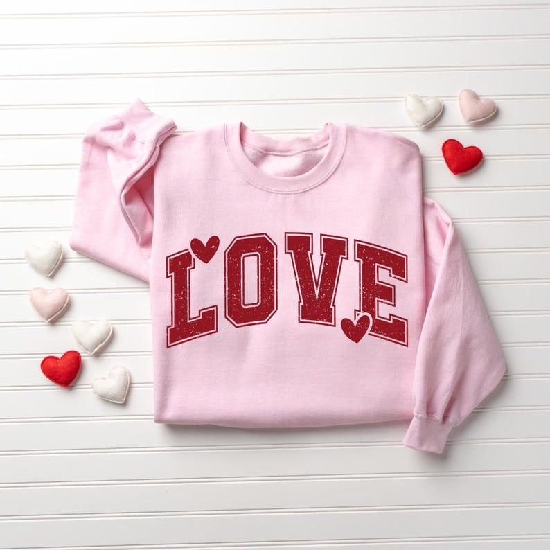 Retro Love Valentines Heart Sweatshirt, Teacher Valentines Sweater, Women’s Valentine Graphic Shirt, Cute Vintage Love Crewneck Gift