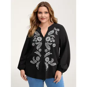【Summer Turn-Up】【Neck-Lengthening】BlOOMCHIC Plus Size Floral Color Contrast Embroidery Blouse [1x-6x] 2026 Summer Pick for Mother's Day