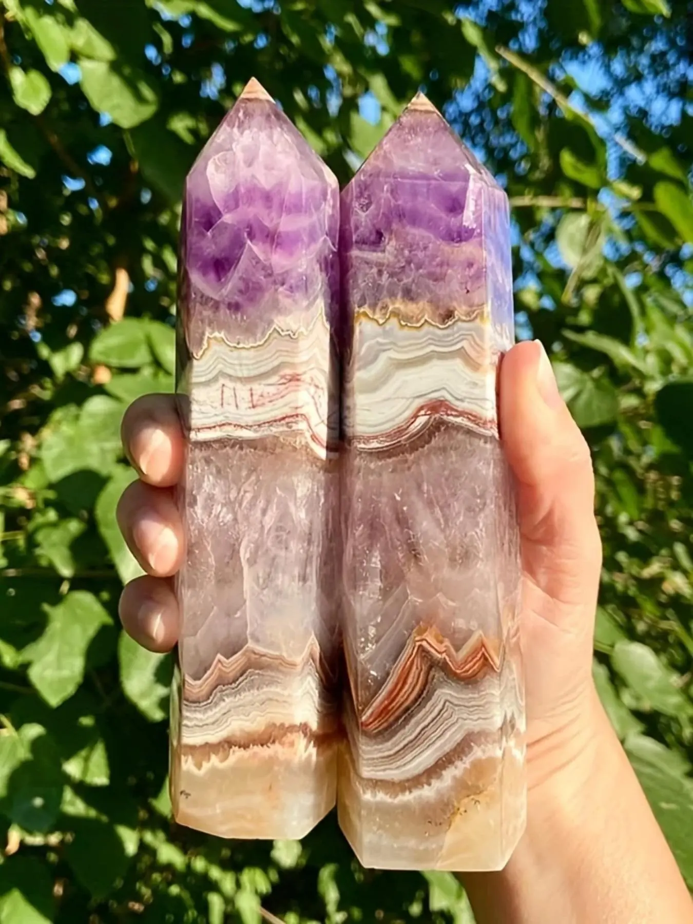 Unique Amethyst Agate Tower, Natural Stone Decorations, Crystal Decorative Stones, Crystal Carvings, Ideal for Home Decor, and a Distinctive Gift for Holiday, Crystal Decorative Ornaments