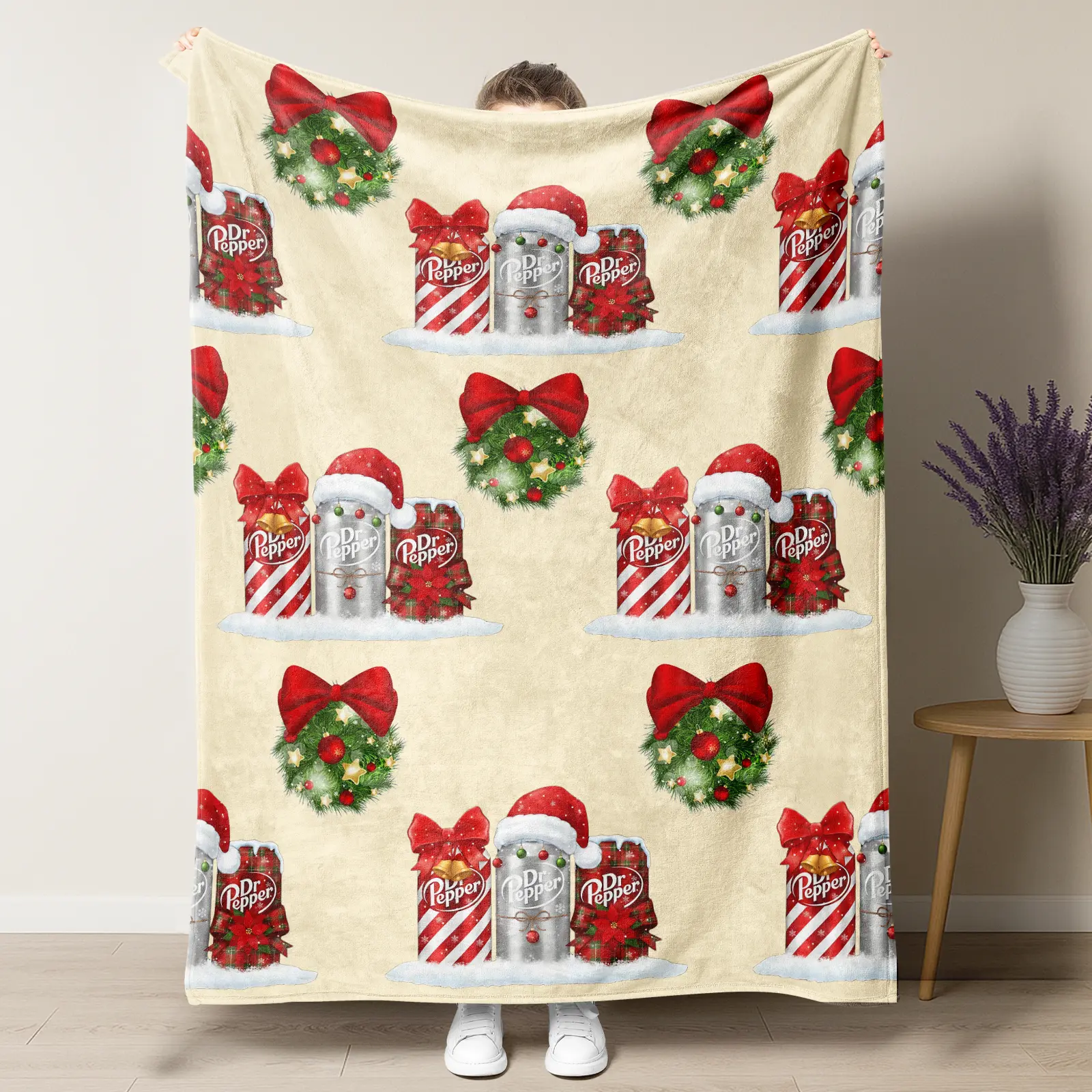 Dr Pepper Christmas-Themed Polyester Flannel Blanket - Bow & Santa Hat Pattern, Cozy Warm Blanket Gifts, Lightweight Fast-Dry For Easy Care, Ideal For Sofa, Travel, Office