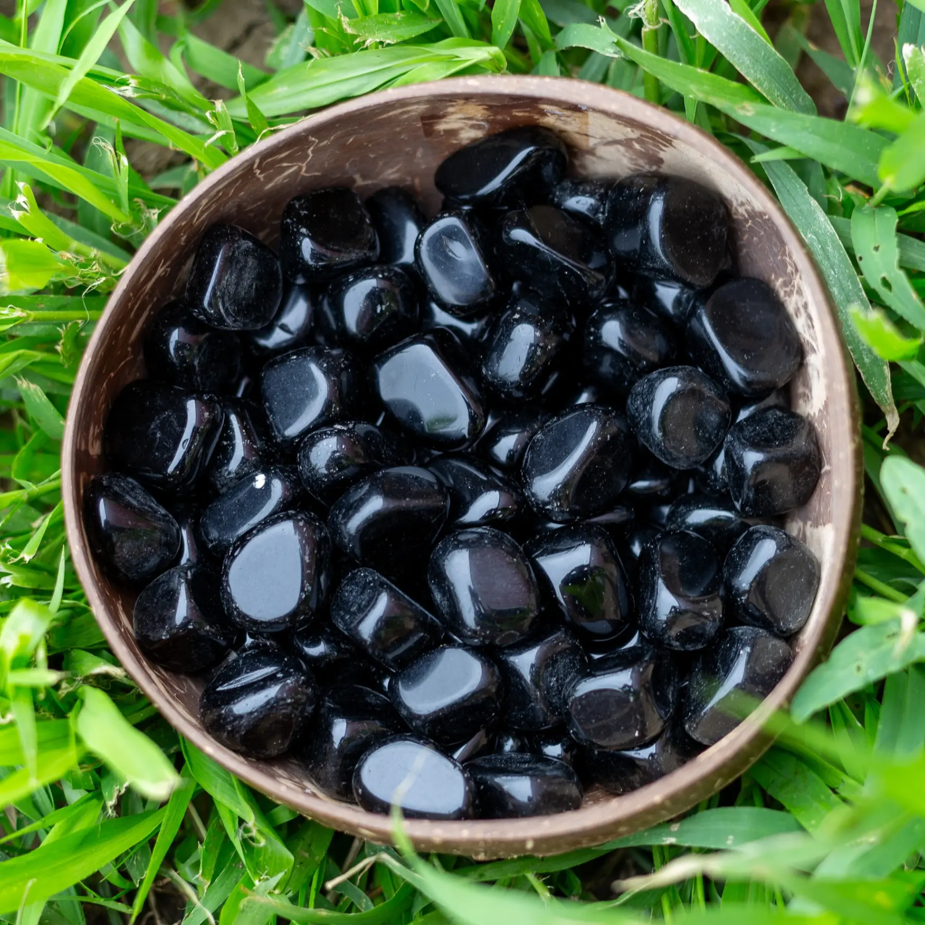 Down To Earth Black Obsidian Tumbled Stones 0.75"-1.5" Polished Crystal for Root Chakra & Sagittarius Scorpio Supportive Protective Shield