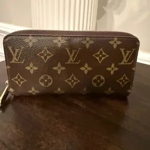 Pre-owned Louis Vuitton Canvas Small Leather Goods Monogram zippy Wallet