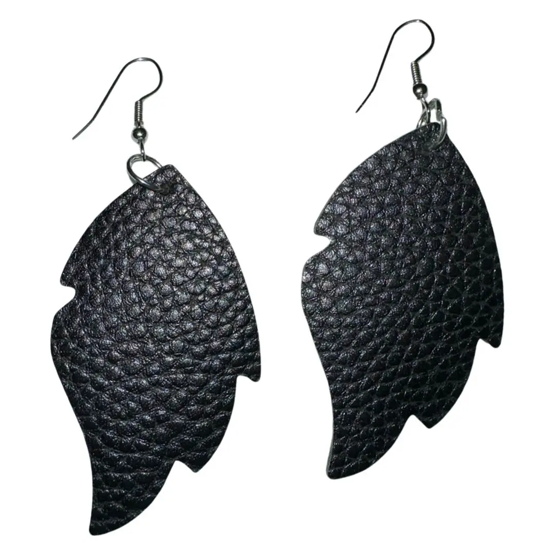LIGHTWEIGHT SOLID BLACK LEATHER EARRINGS