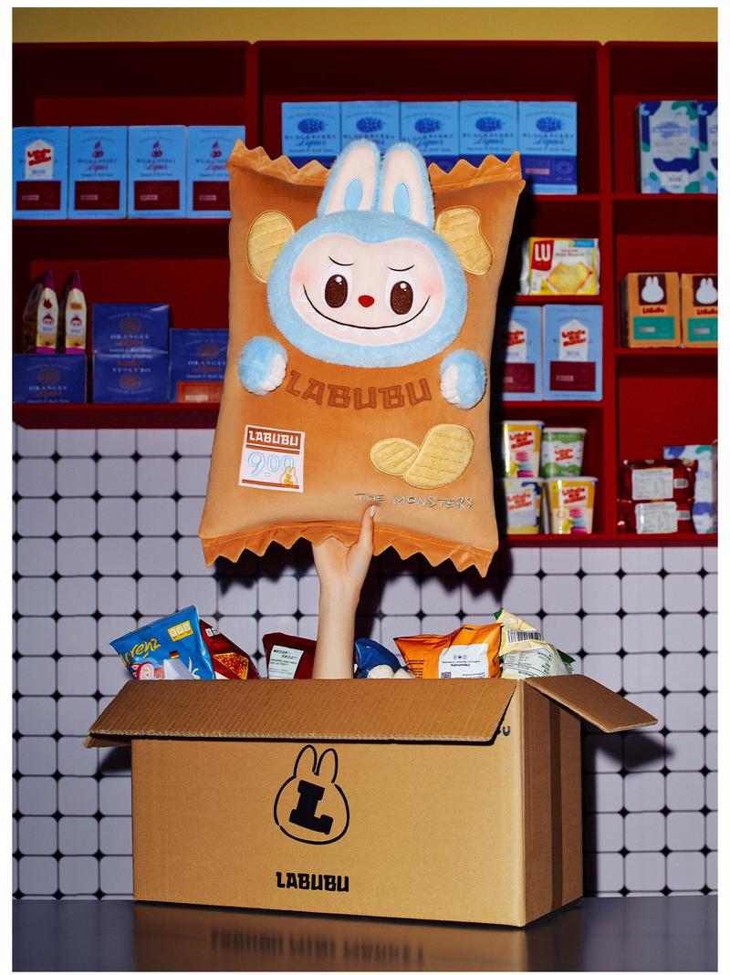 POP MART THE MONSTERS Wacky Mart Series-Pillow (Chips), Labubu Collectible Toys, Valentine’s Day Gifts