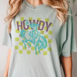 Vintage Western Tee Retro Boho HOWDY Checkerboard Tshirt Bronco Cowgirl Rodeo Graphic T-Shirt Checkered Cowboy Top Womens Casual Sublimation Crewneck