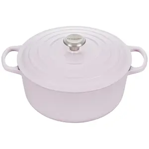 Le Creuset 5.5 qt Enameled Cast Iron Signature Round Dutch Oven
