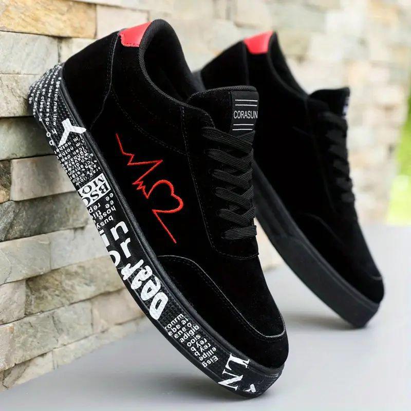 Men's fashionable skateboard shoes, versatile and trendy casual sports shoes for all seasons, red heart embroidery thread, suitable for giving him a birthday gift