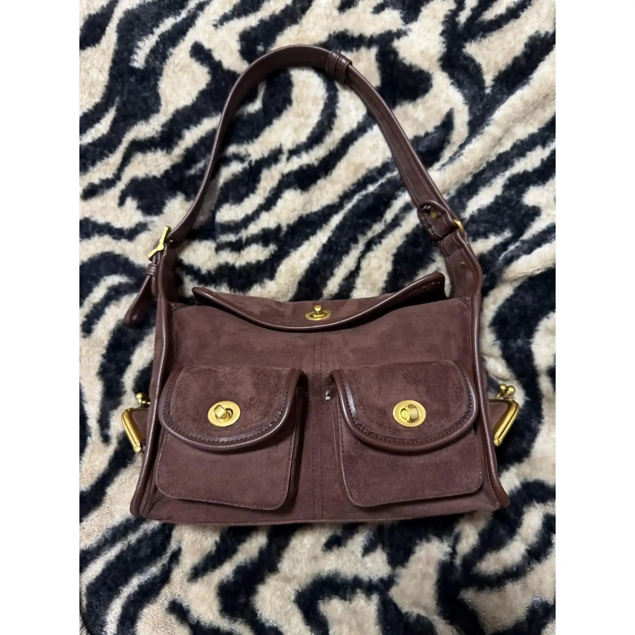Women's Retro Chic Slouchy Suede Crossbody Shoulder Bag - Vintage Brown, 2 Front Multi-Pockets, Large Casual Everyday Purse with Adjustable Strap, Gold-Tone Turn Lock, Boho Style, Soft Suede, Organized Slots, Coffee Runs