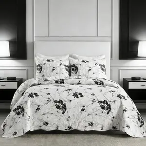 3-Piece Black and White Botanical Floral Quilt Bedspread Set - Modern Flat Weave Design for Queen/King Sizes - Lightweight & Versatile Comforter Set