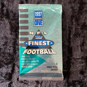 One Pack 1997 Topps Finest Series 1 NFL Football Trading Cards