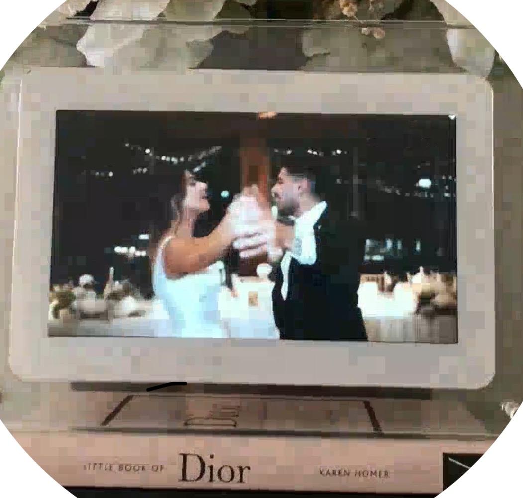 Custom Magical Frame Digital Memory Frame for Photos and Videos | Decor